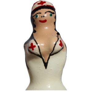 POTENTE - CONDOMERIE - PRESERVATIVOS NOVIDADES PINTADOS À MÃO ENFERMEIRA LOIRA
